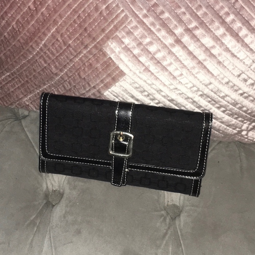 Nine West wallet